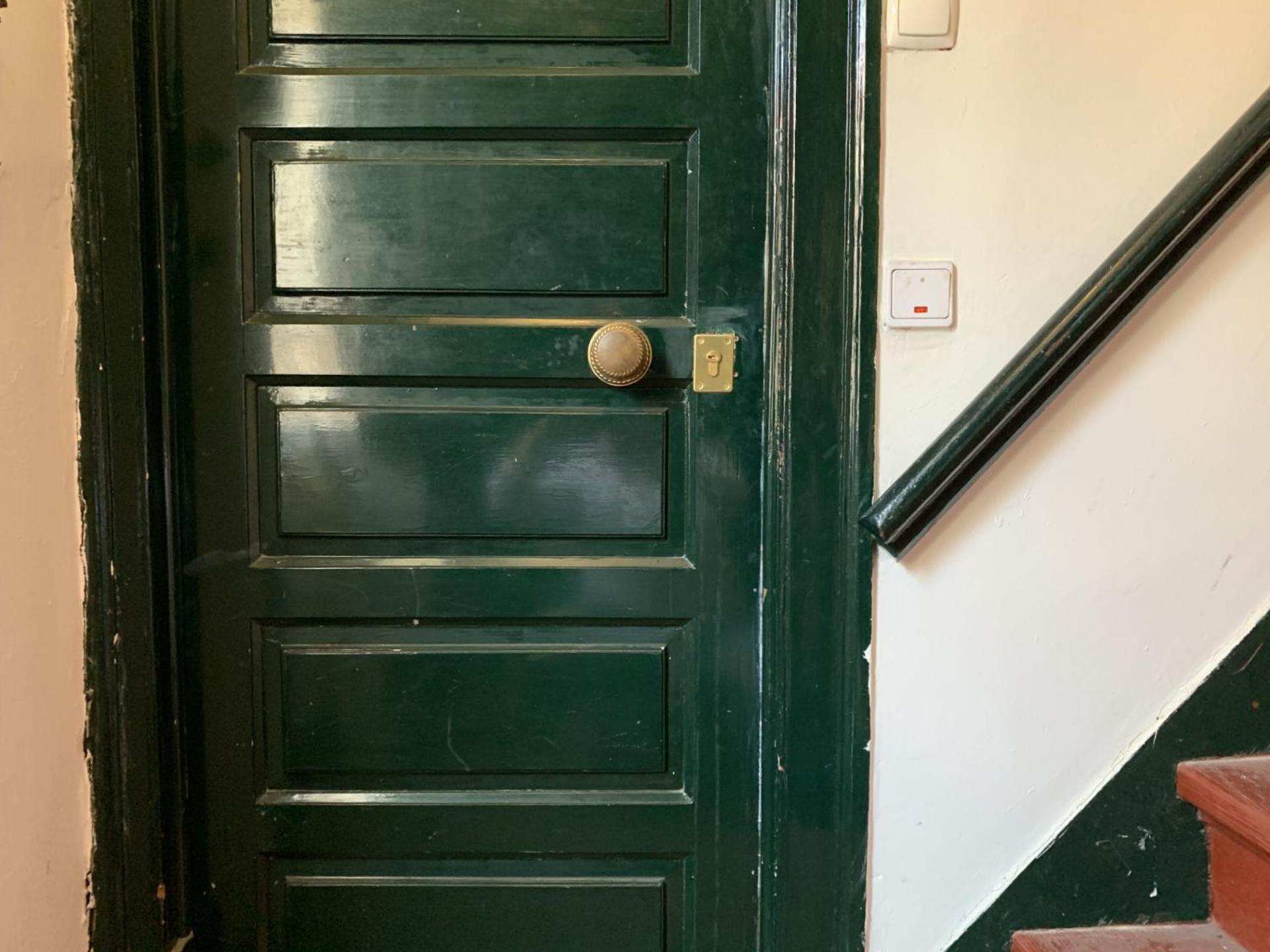 Spacious, Bright And Newly Renovated 2 Bedroom Apartment, Historical Center, Madragoa Apartment Lisbon