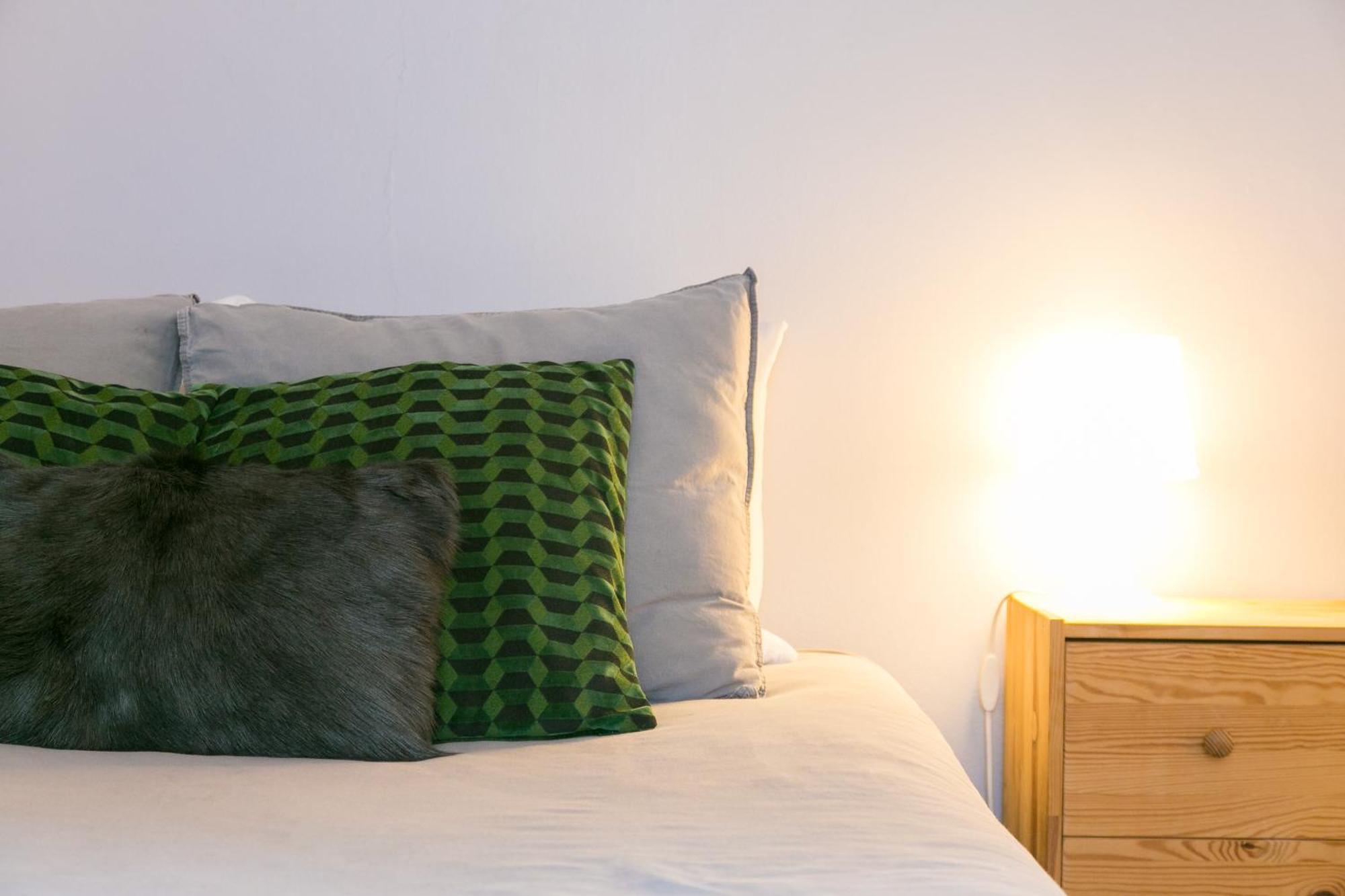 Spacious, Bright And Newly Renovated 2 Bedroom Apartment, Historical Center, Madragoa Apartment *